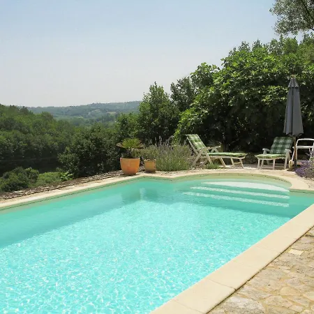 Prázdninový dům Spacious With Private Pool In Loubejac