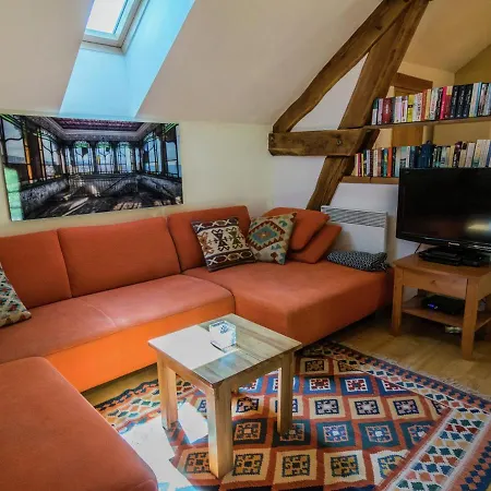 Spacious With Private Pool In Loubejac *