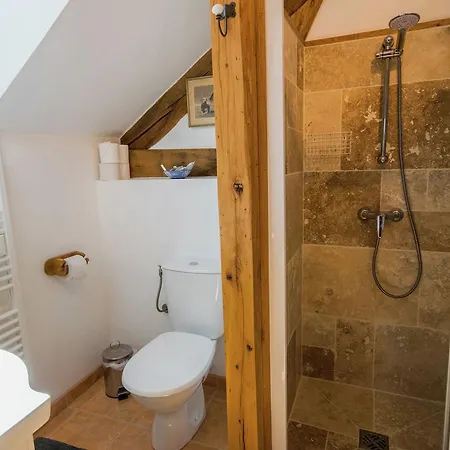 Spacious With Private Pool In Loubejac Prázdninový dům *